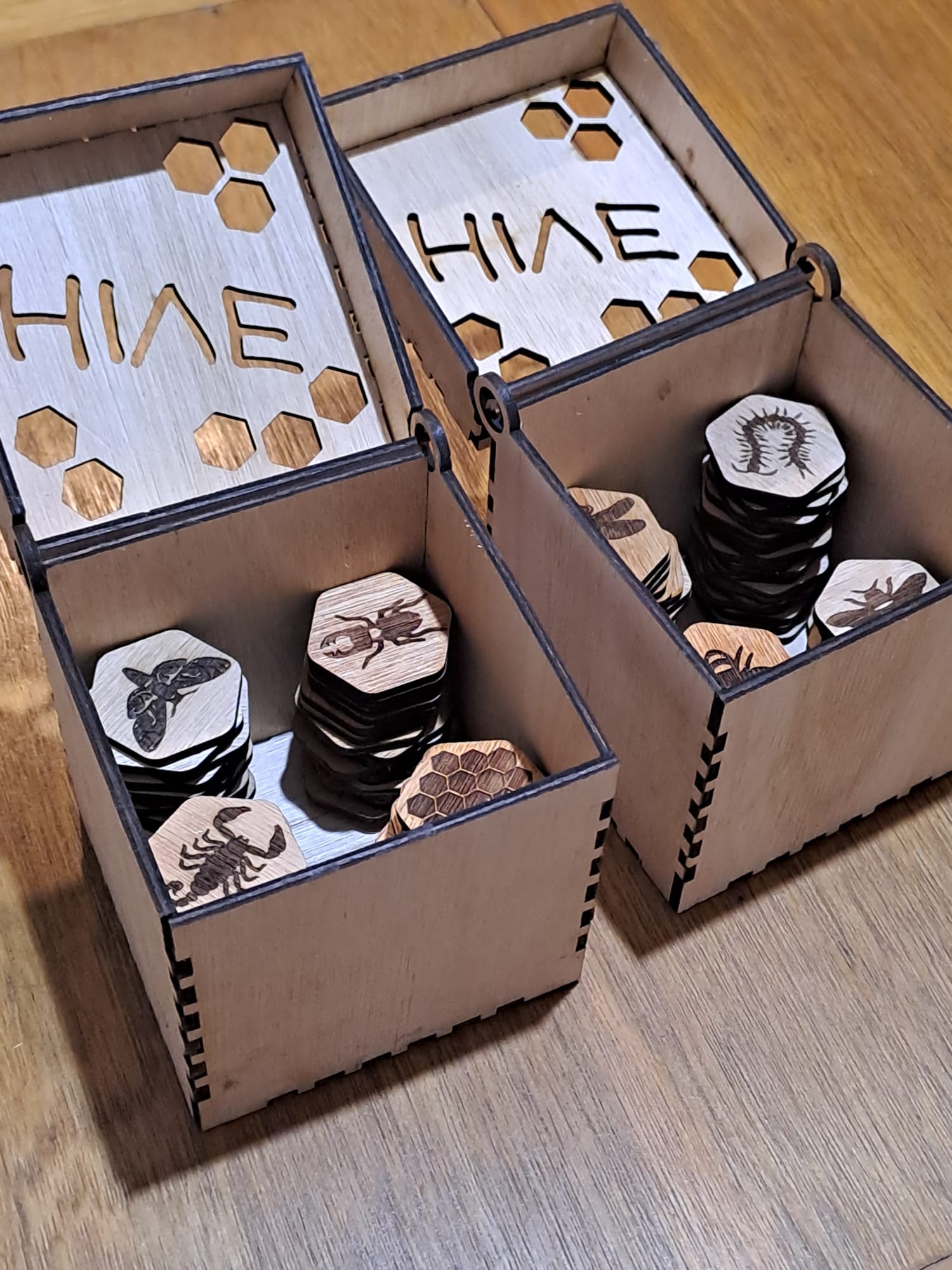 🐝 Juego de mesa HIVE + todas las expansiones